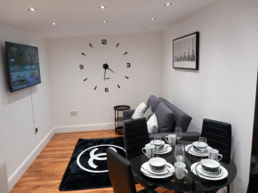Heronsgate GH013